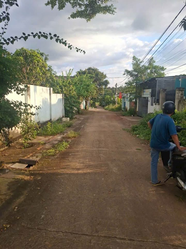 Đất nền Nguyễn Cơ Thạch, Buôn Ma Thuột 150m² giá chỉ 300 triệu - Cơ hội đầu tư tuyệt vời!