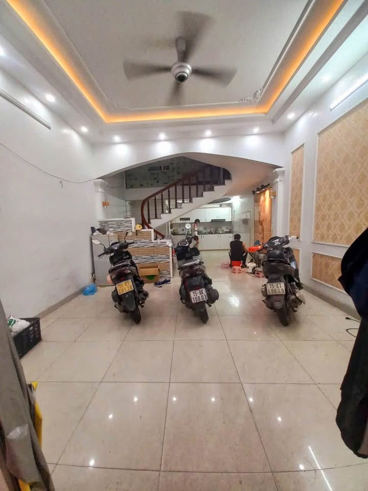 Nhà 3.5 tầng ngõ 263 Lạch Tray - 54m² giá 2.55 tỷ - Sổ đỏ chính chủ!