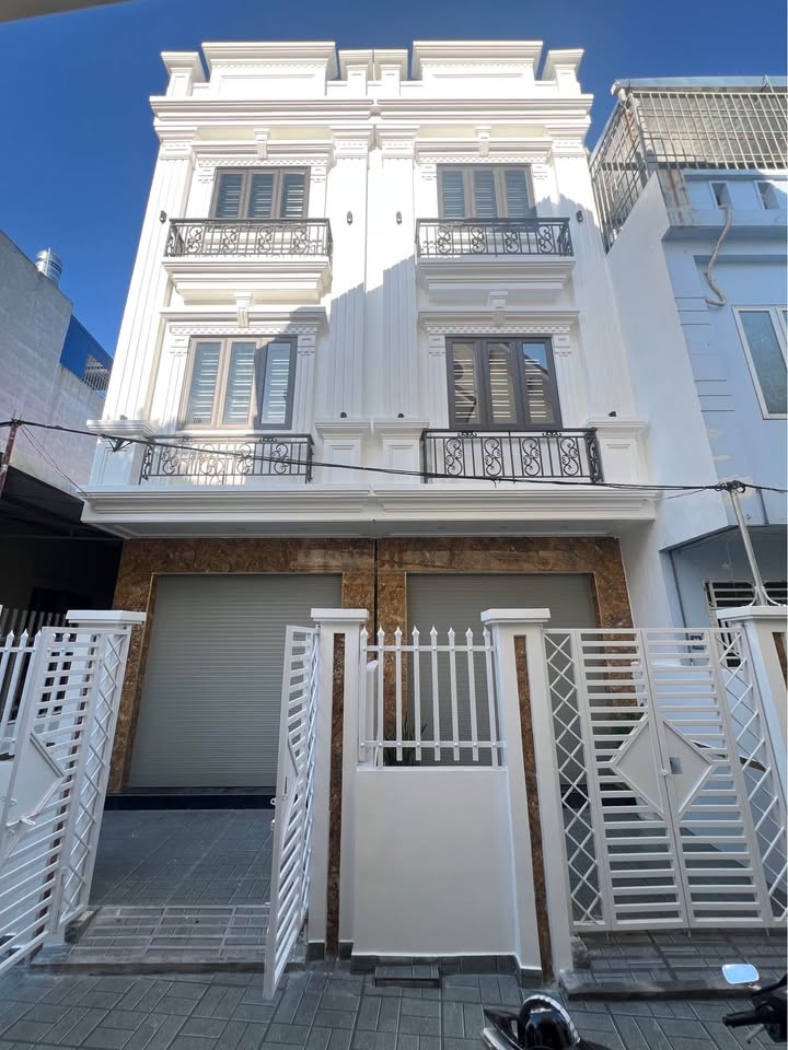 Nhà đẹp phố Phương Lưu, Hải An, 52m² giá 3.35 tỷ - Thiết kế hiện đại, sổ đỏ chính chủ!