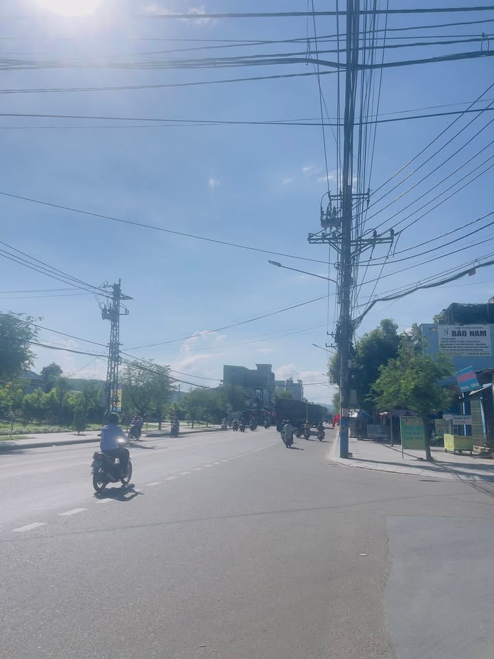 Đất mặt tiền kinh doanh Hùng Vương, Quy Nhơn 50m² giá 2 tỷ - Cơ hội đầu tư tuyệt vời!