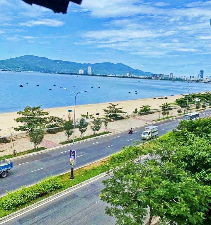 Mặt tiền đường Nguyễn Tất Thành, Cẩm Lệ, Đà Nẵng 123m² giá 13.8 tỷ - Đầu tư sinh lời ngay!