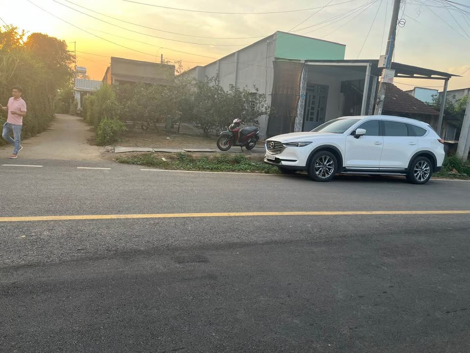 Bán gấp FrontHouse mặt tiền HL 9 - Phường Tân Triều 205m² giá 2.5 tỷ - Góc 2 mặt tiền