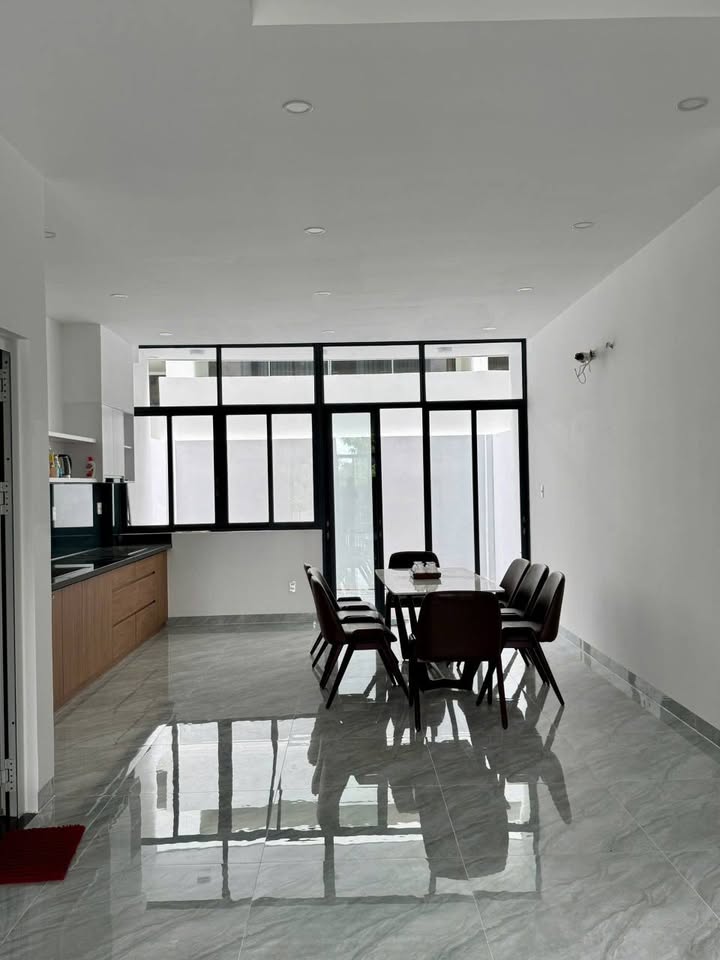 Nhà phố khu đô thị Trung Nguyên, Buôn Ma Thuột 125m² giá 13 tỷ - Vị trí đắc địa, thuận tiện kinh doanh!