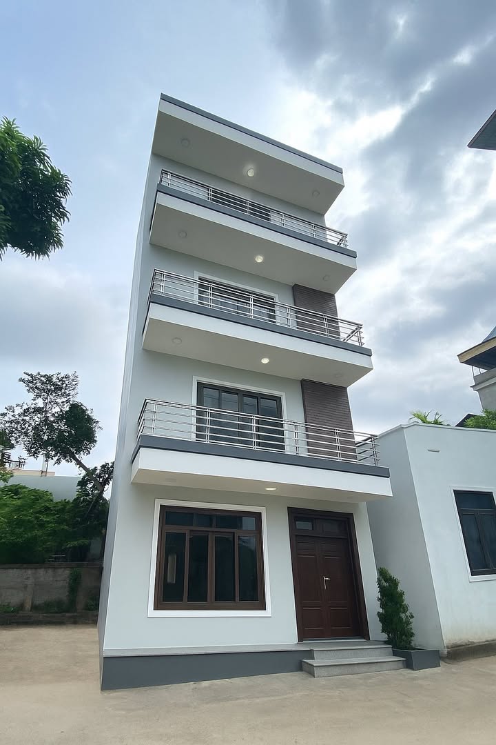 Nhà riêng Dương Nội 40m² giá 6 tỷ - Vị trí đẹp, gần AEON Mall!