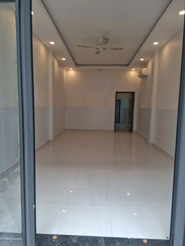 Nhà cho thuê Quận 7 - 64m² giá 16 triệu - Thích hợp cho gia đình và kinh doanh online!