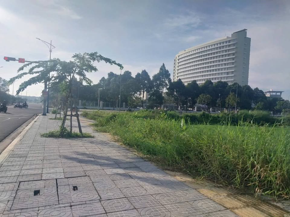 Đất góc 2 mặt tiền Tam Long, Bà Rịa - 125m² giá 4.75 tỷ - Sổ đỏ chính chủ!