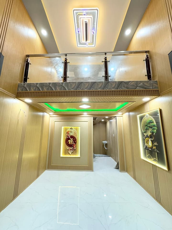 Nhà phố Quận 6, Hẻm Xe Hơi 26m² giá 5.5 tỷ - Kinh doanh tuyệt vời!