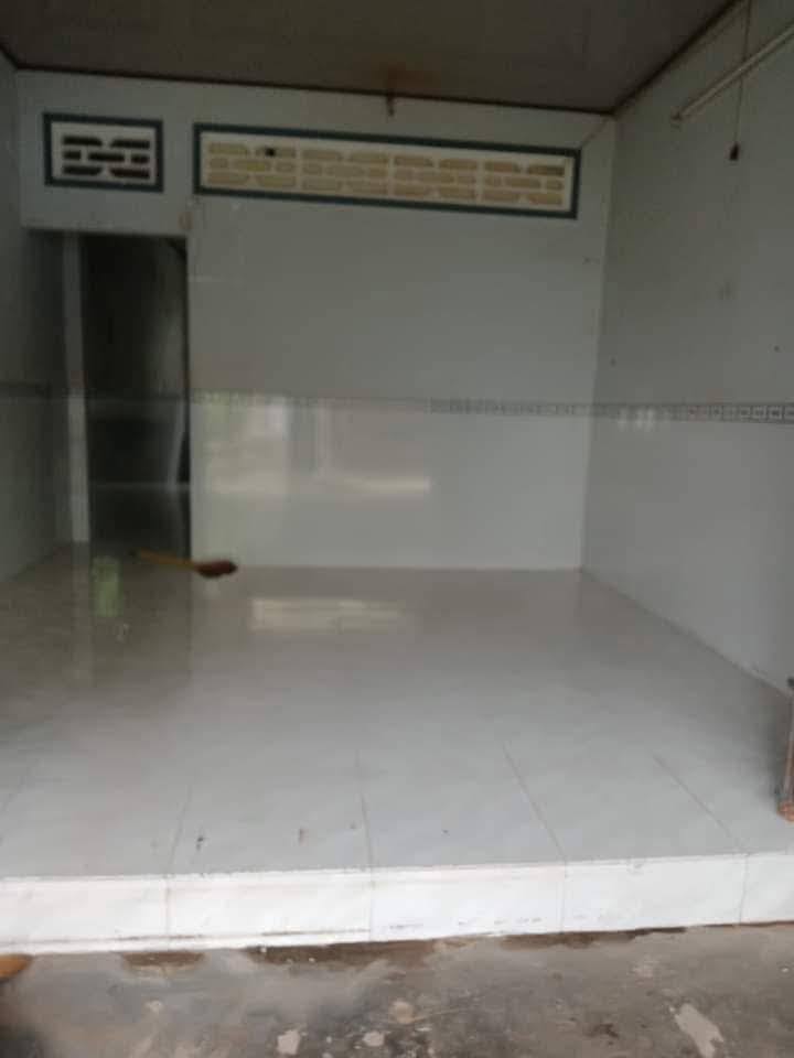 Nhà cho thuê hẻm 6789, Long Xuyên - 1 phòng ngủ chỉ 2.2 triệu/tháng, vào ở ngay!