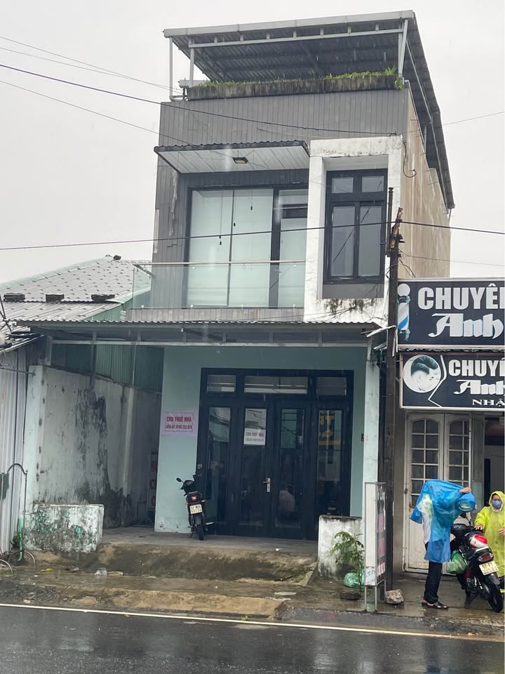 Nhà cho thuê 2 tầng tại 631 Hùng Vương, Nam Phước - Giá thỏa thuận hấp dẫn!