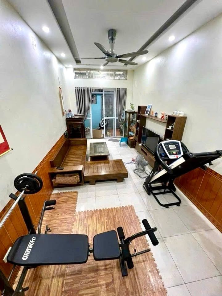 Nhà riêng 46m² tại Trường Chinh, Đống Đa, giá 10 tỷ - Kinh doanh sầm uất!