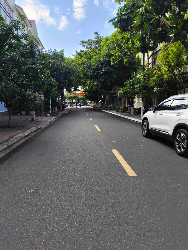 Bán đất Nguyễn Thị Định, Vũng Tàu 90m² giá 7.7 tỷ - Sổ hồng riêng, thổ cư 100%!