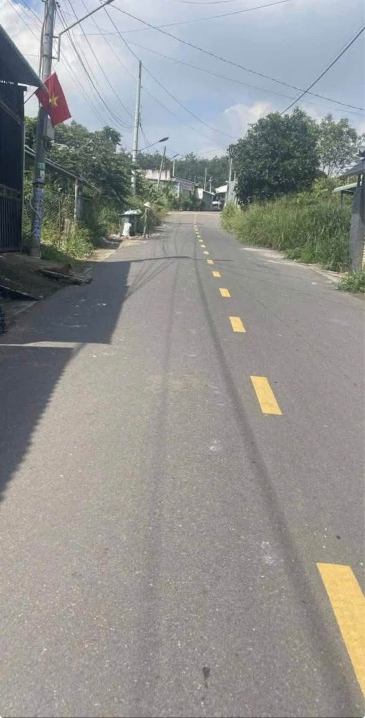 Đất nền chính chủ tại Uyên Hưng, Tân Uyên 198m² giá 2.15 tỷ - Cơ hội đầu tư hiếm có!