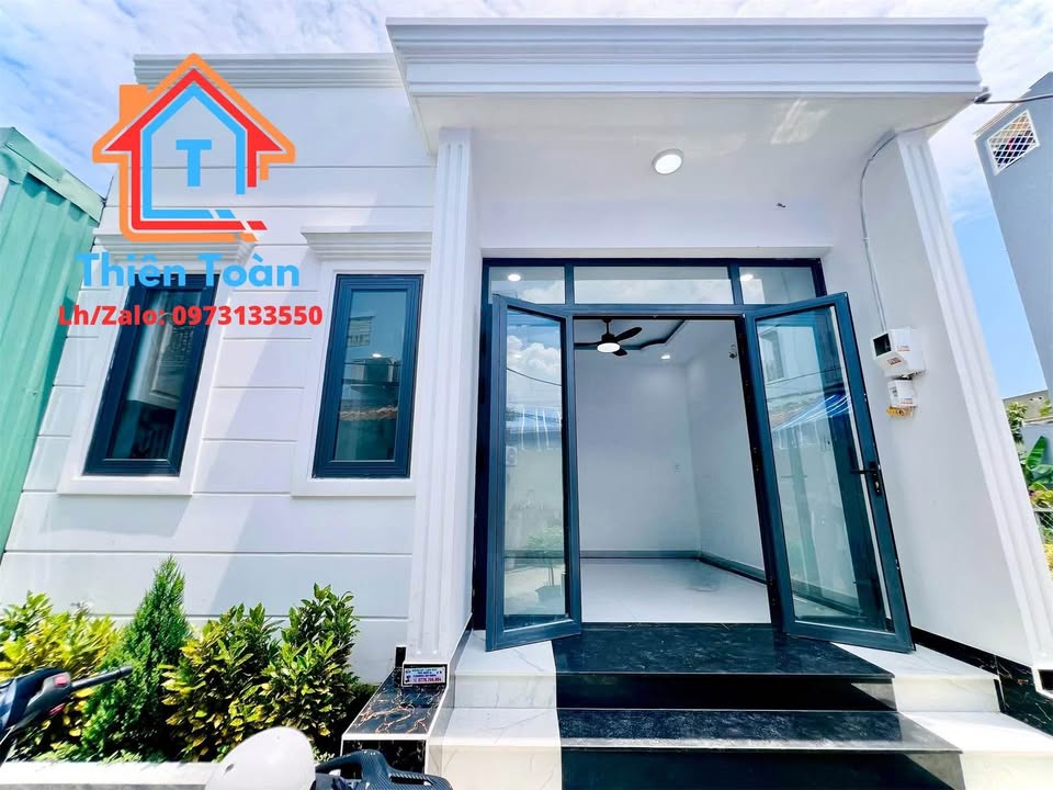 Bán nhà hẻm 1627 Huỳnh Tấn Phát, Quận 7, 108m² giá 4.9 tỷ - Khu dân cư an ninh