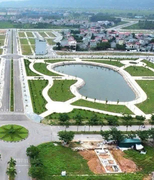 Đất nền đường Tôn Đức Thắng, TP Bắc Giang, 126m² giá 13 tỷ - Đối diện trường học, hạ tầng vượt trội!