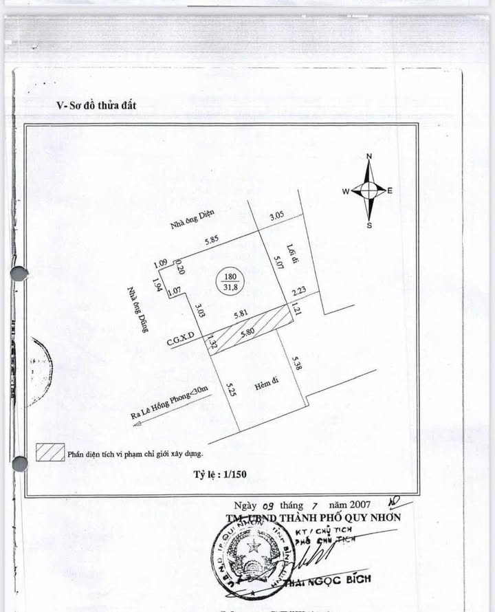 Nhà 3 tầng lô góc Lê Hồng Phong, Quy Nhơn - Giá 3 tỷ, sổ hồng chính chủ!