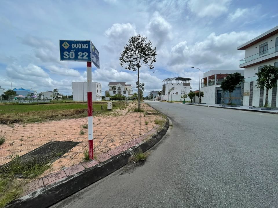 Đất nền góc 5A và 22 Khu Đô Thị Hồng Phát An Bình 166m² giá 8.9 tỷ - Cơ hội đầu tư tuyệt vời!