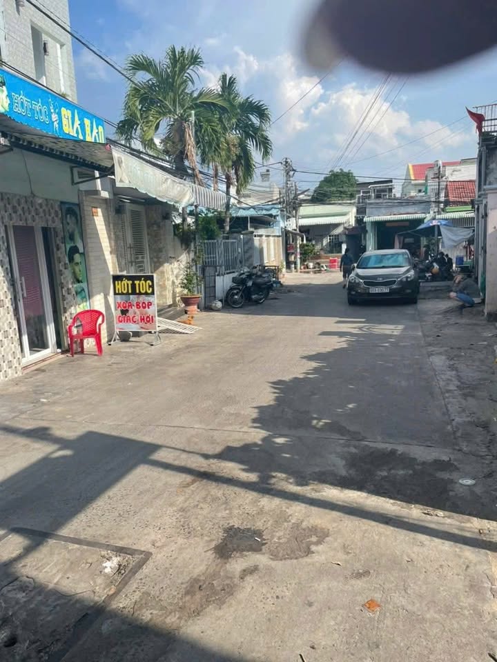 Nhà cấp bốn tại trung tâm Phan Thiết 82m² giá 2.5 tỷ - Vị trí đắc địa cho gia đình!