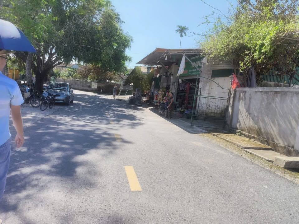 Đất mặt tiền đường Xuân Trung, Yên Thành 160m² giá chỉ 700 triệu - Kinh doanh thuận lợi!