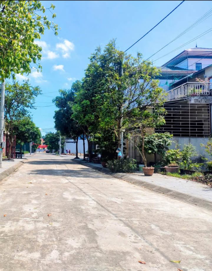 Đất quy hoạch Thạch Trung 153m² giá 3.87 tỷ - Vị trí đắc địa gần hồ điều hòa!