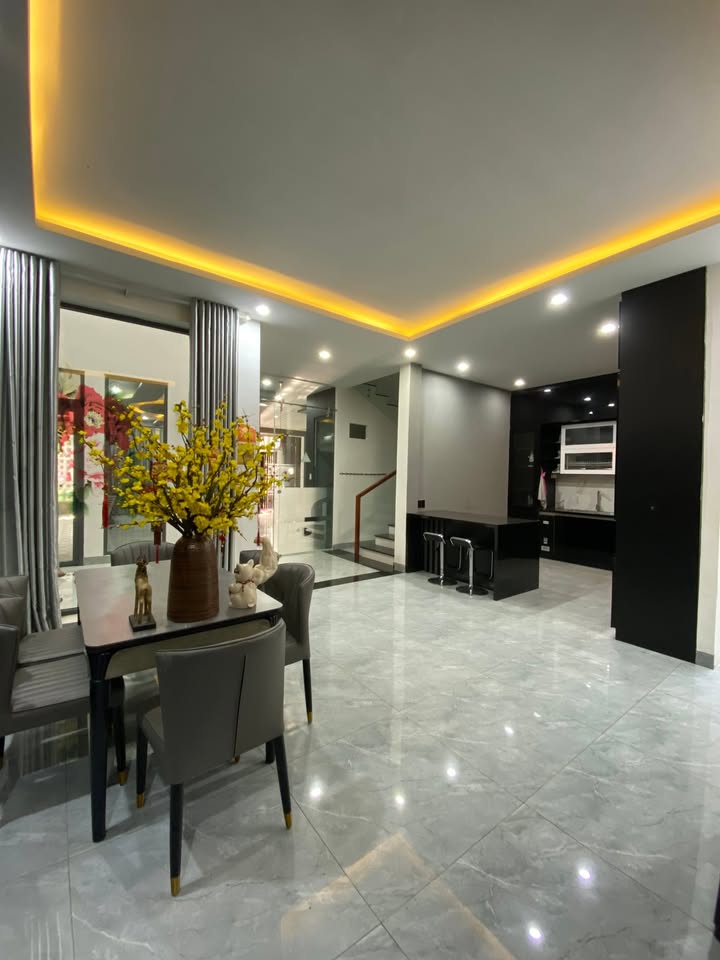 Nhà mặt tiền Nguyễn Tri Phương Buôn Ma Thuột 153m² giá 13.5 tỷ - Đầu tư sinh lời lý tưởng!