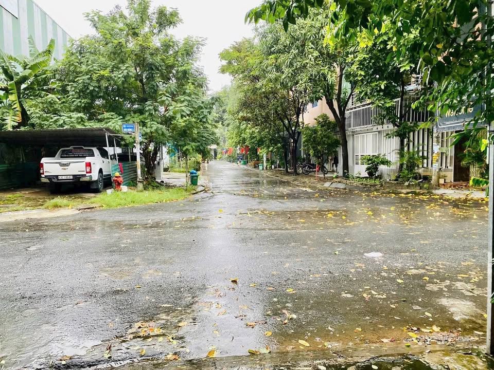 Đất biển Nguyễn Tất Thành 90m² giá 5.9 tỷ - Bán đất tặng nhà C4