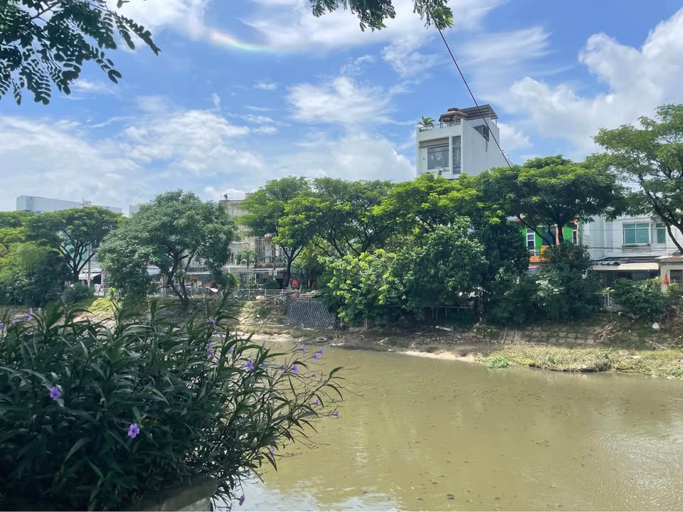 Nhà mặt tiền Yên Khê 2 Đà Nẵng 62m² giá 4.8 tỷ - Không gian sống xanh mát giữa lòng thành phố!