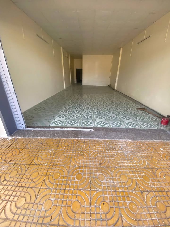 Cho thuê mặt tiền Trần Hưng Đạo - 5 triệu/tháng - Vị trí đắc địa