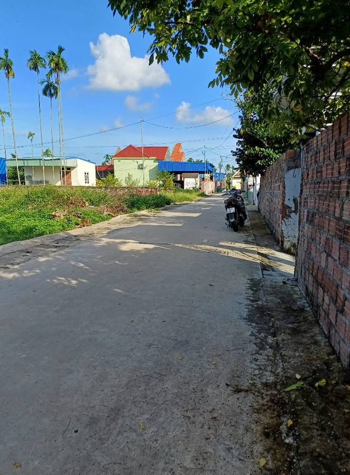 Đất lô góc Quảng Thanh 8, Lê Ích Mộc 200m² giá 2 tỷ - Vị trí đắc địa, không lỗi lầm!