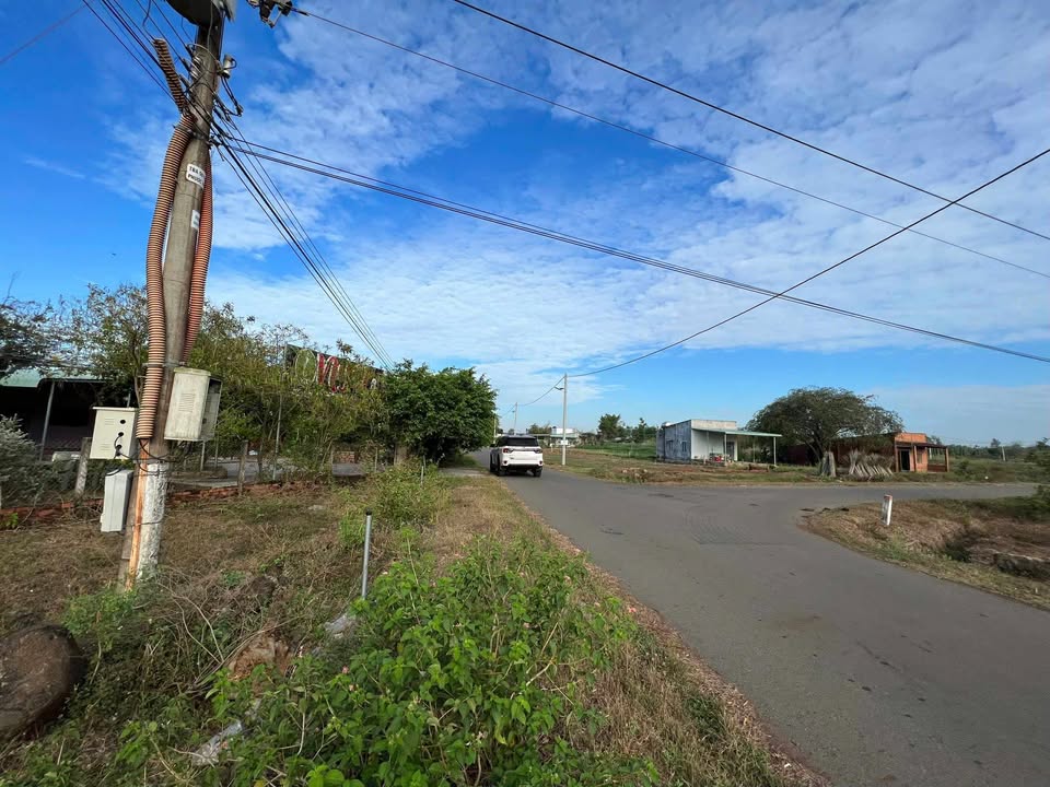 Đất nền Đá Bạc, Châu Đức 15m mặt tiền, giá chỉ 1.25 tỷ - Đầu tư sinh lời ngay!