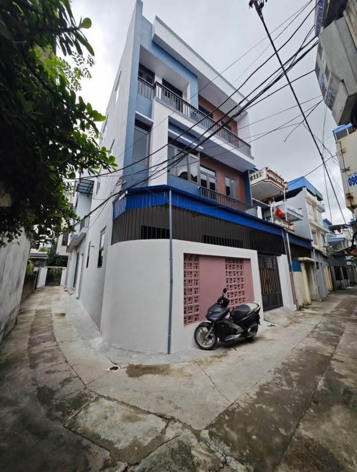 Bán nhà lô góc 3 tầng Thái Bình, TP Nam Định 65.5m² - Thiết kế hiện đại, ô tô đỗ cửa!