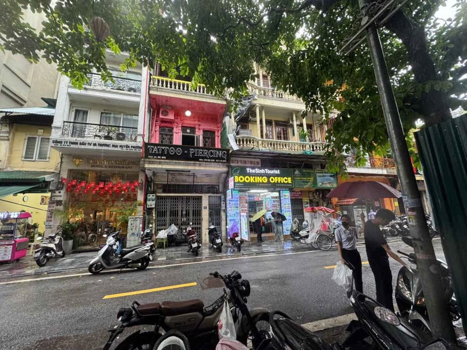 Nhà mặt phố Mã Mây, Hoàn Kiếm 120m² giá 95 tỷ - Vị trí đắc địa, không lỗi phong thủy!