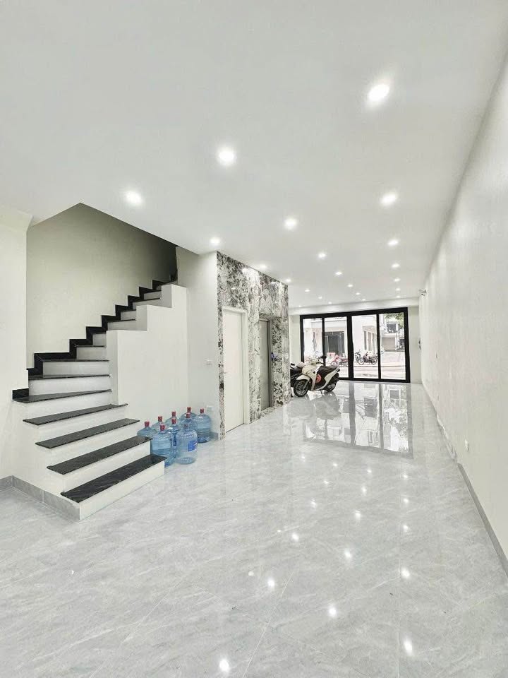 Nhà phố Kim Chung Hoài Đức 95m² giá 19,5 tỷ - Thiết kế hiện đại, sẵn sàng vào ở!