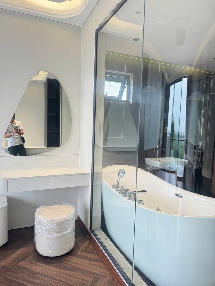 FrontHouse Cự Khối Long Biên 60m² giá 16.3 tỷ - Kinh doanh đỉnh cao!