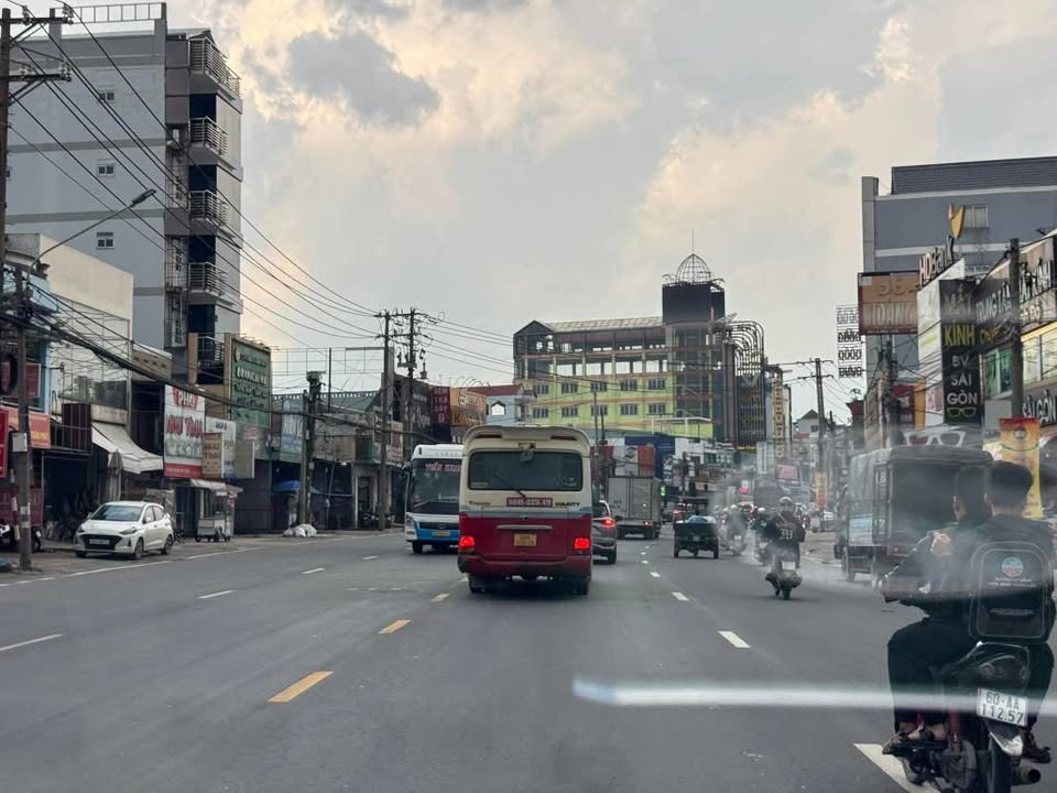 Nhà mặt tiền kinh doanh phường Tân Biên 400m² giá 15.5 tỷ - Cơ hội đầu tư tuyệt vời!