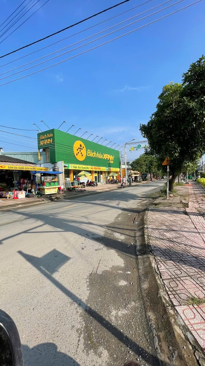 Đất mặt tiền TL 830, 874m² giá chỉ 9.8 tỷ - Đầu tư sinh lời ngay!