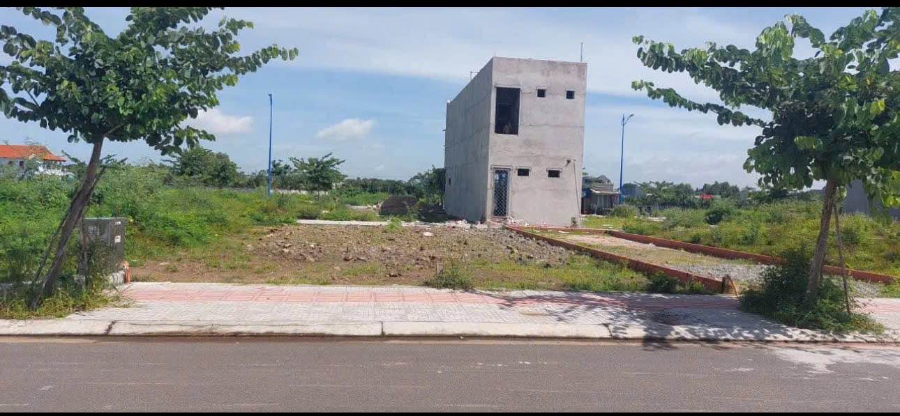 Đất nền tái định cư Hòa Long Phú Mỹ 90m² giá 2.45 tỷ - Sổ hồng riêng chính chủ!