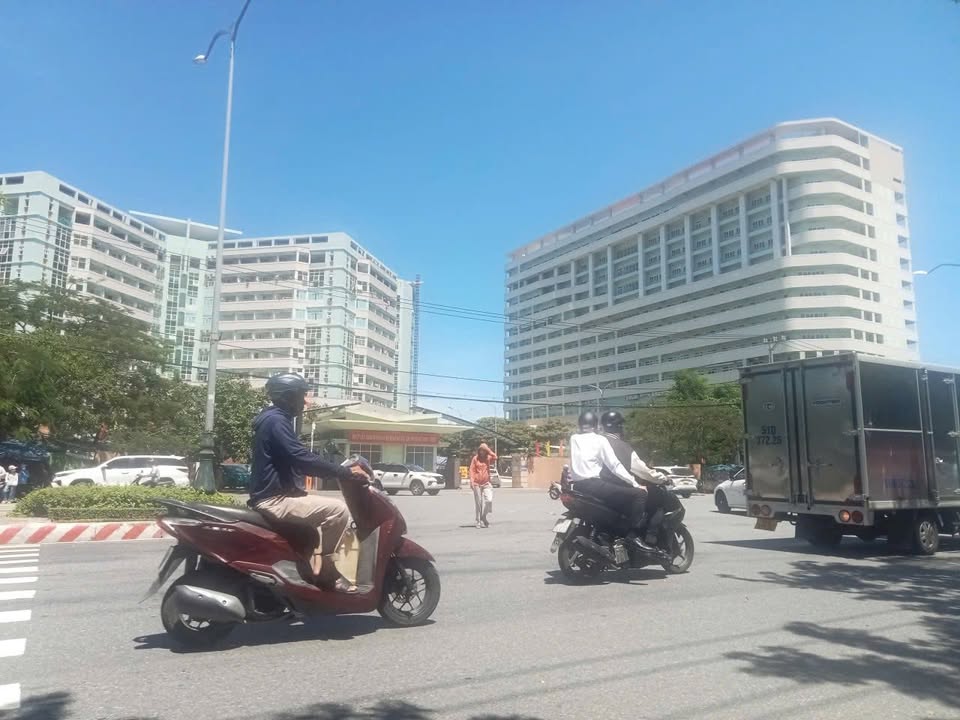 FrontHouse Đà Nẵng 81m² giá 7.2 tỷ - Đối diện Bệnh viện Phụ sản Nhi