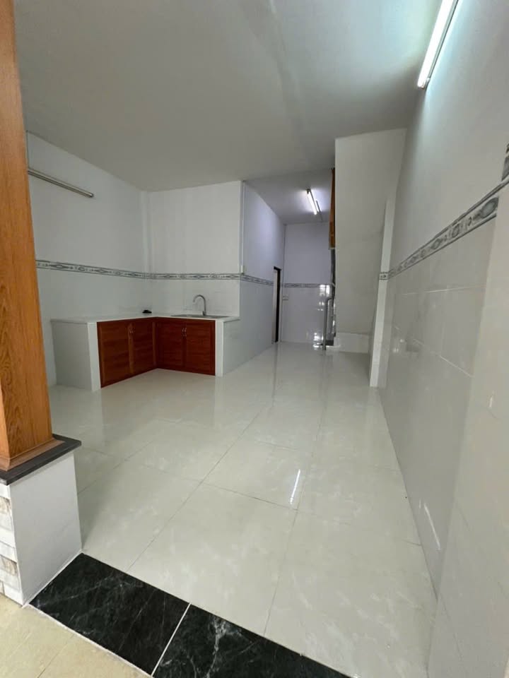 Nhà cho thuê hẻm xe tải Đường Số 8 Linh Xuân 2PN giá 8 triệu - Tiện nghi đầy đủ!