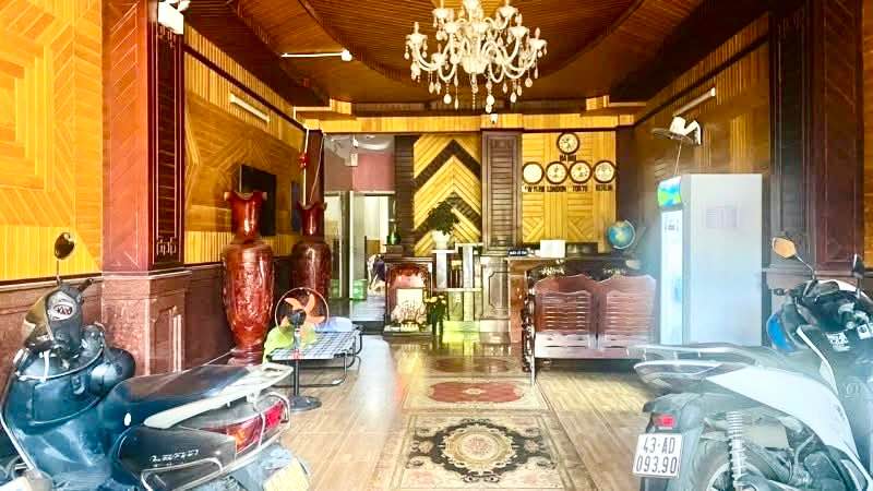 Tòa nhà kinh doanh mặt tiền đường Âu Cơ 173m² giá 14.7 tỷ - Đầu tư sinh lời ngay!