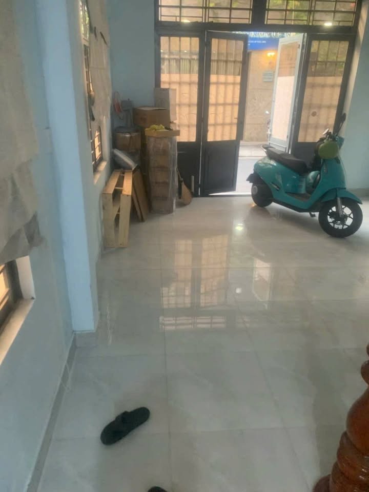 Nhà lô góc đường Thi Sách Hải Châu 62m² giá 7.5 tỷ - Không gian thoáng mát, an ninh tuyệt đối!