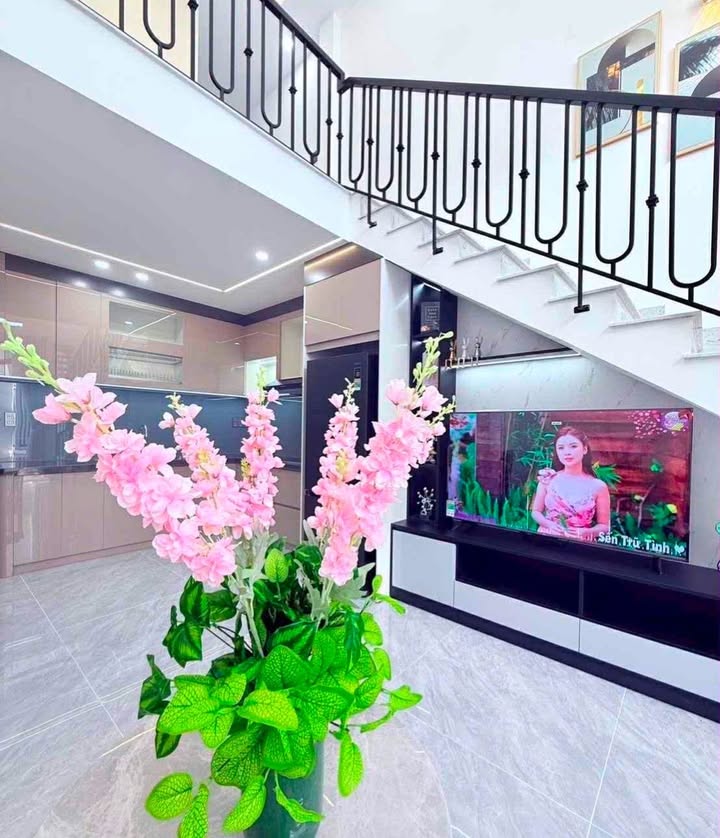 Nhà bán đường Nguyễn Văn Huệ, Thanh Khê 60m² giá 3.99 tỷ - Sẵn sàng vào ở với nội thất đầy đủ!