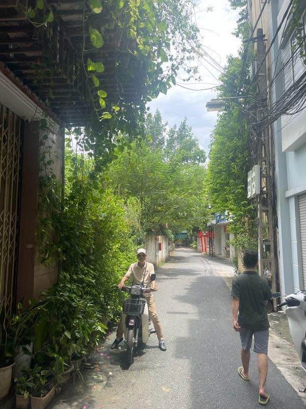 Nhà riêng Đội Cấn 47m² giá 9.9 tỷ - Kinh doanh sầm uất, ô tô đỗ cửa!