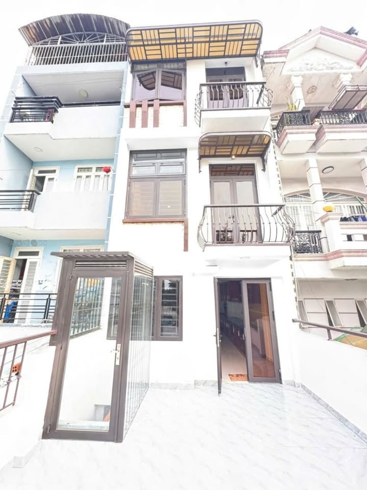 Nhà nguyên căn cho thuê trên đường 59, Gò Vấp - Kinh doanh ngay, nội thất cao cấp!