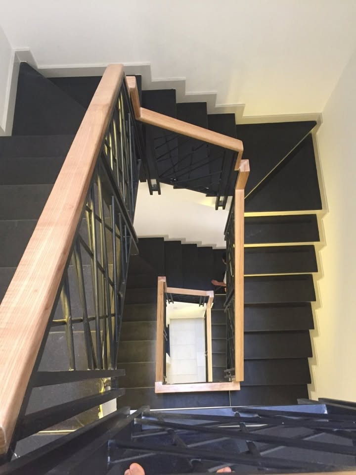 Nhà Phú Nhuận 70m² giá 11 tỷ - 5 tầng BTCT, sổ hồng chính chủ!