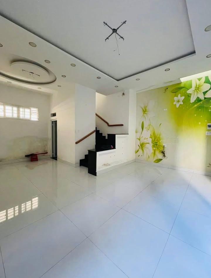 Nhà 3 tầng khu dân cư an ninh, Hà Huy Tập 40m² giá 3 tỷ - Sổ đỏ chính chủ, vào ở ngay!