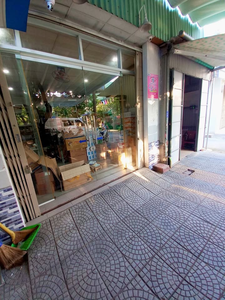 Nhà góc 2 mặt tiền Hòa An 152m² giá 9.5 tỷ - Đầu tư sinh lời ngay!