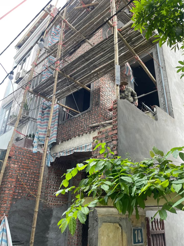 Nhà 3 tầng Phú Khánh 71.5m² giá chỉ 2.x tỷ - Sẵn sàng vào ở ngay!