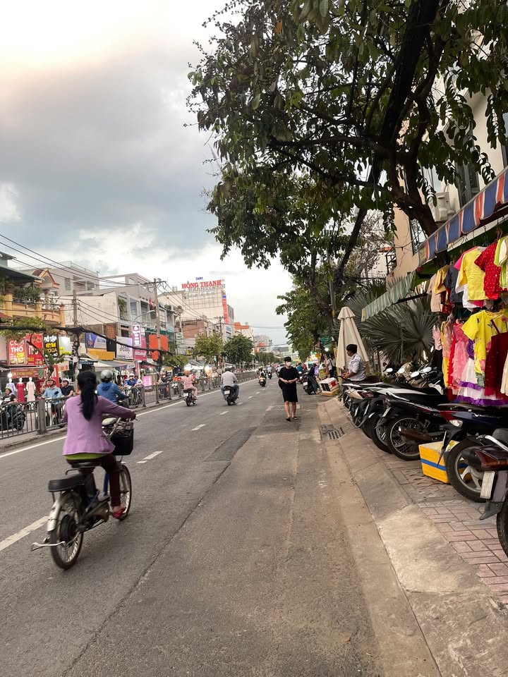 Nhà mặt tiền cho thuê tại Đường Bà Hom, Quận 6 - Phù hợp kinh doanh