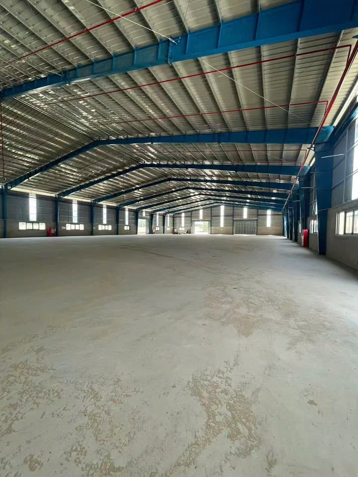 Kho xưởng 7700m² mặt tiền QL14, Cư M'gar, Đắk Lắk - Giá chỉ 45 tỷ!