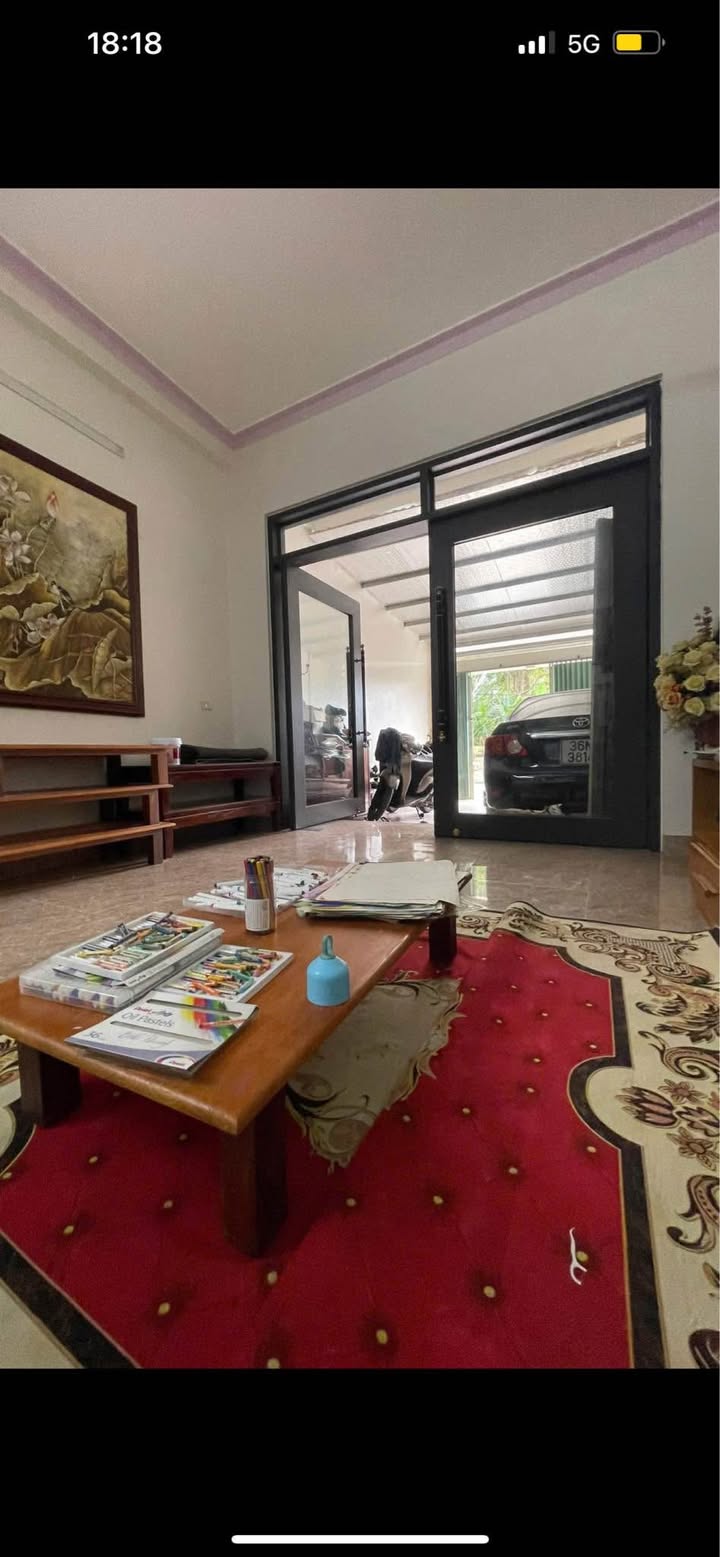 Nhà 3 tầng Hạc Thành 100m² giá 3.6 tỷ - Kết cấu hoàn hảo, tiện ích đầy đủ!